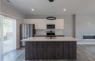 2 beds, 2.5 baths, $1,950, Unit 101-7