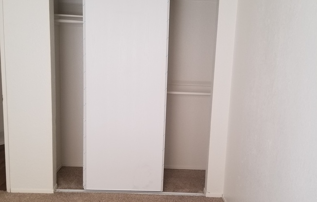 2 beds, 2 baths, 900 sqft, $2,200, Unit 49