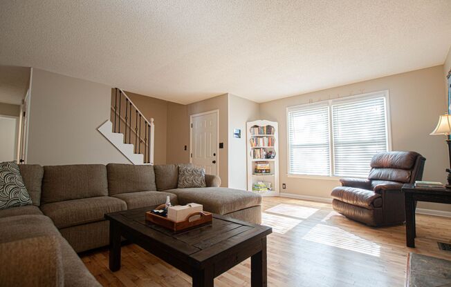 Pet Friendly Four Bedroom on Exit 8!