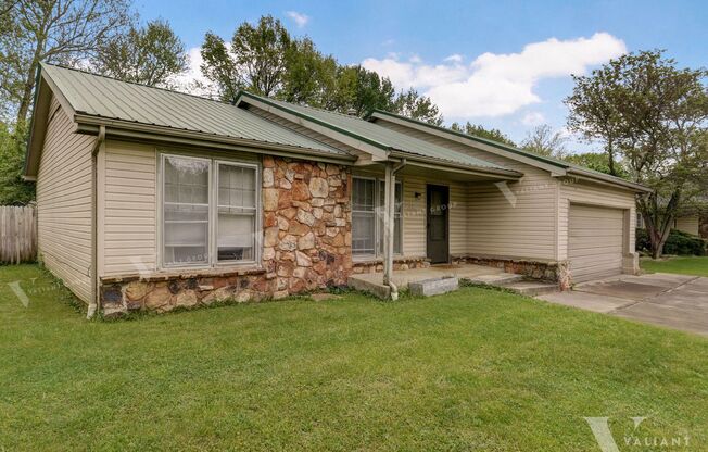 Ozarks-Style 3-Bedroom, 2-Bathroom Ranch Home