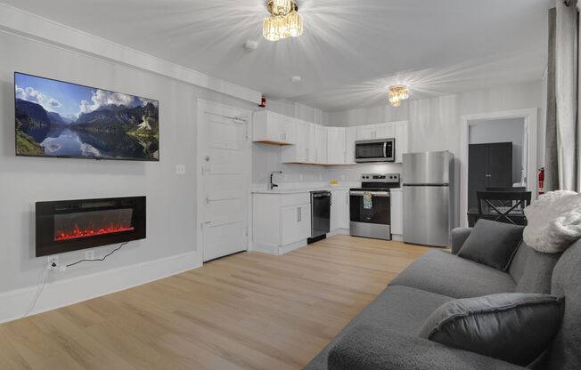 104 Harvard Pl
