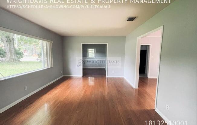 1039 S FRANKLAND RD
