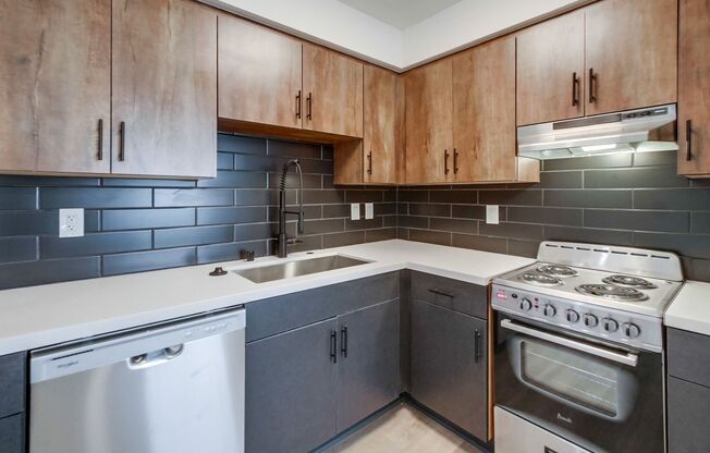 1 bed, 1 bath, 484 sqft, $2,395, Unit 4820-10