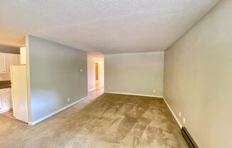 Bellevue Way Condo!!!!