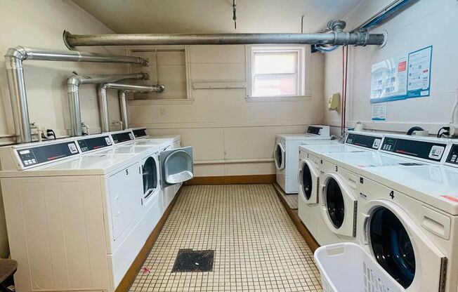 2 beds, 1 bath, 617 sqft, $2,575, Unit 28