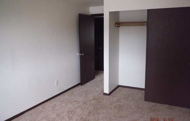 3 beds, 1 bath, 902 sqft, $1,575