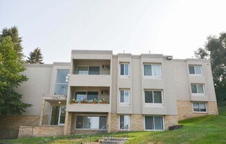 1br condo with tons of amenities!