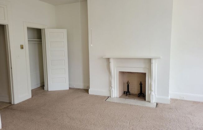 Studio, 1 bath, 450 sqft, $1,149, Unit 50-3
