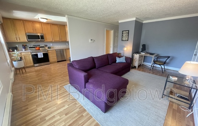 2 beds, 1 bath, 748 sqft, $1,850