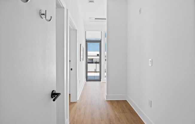 1 bed, 1 bath, $1,740