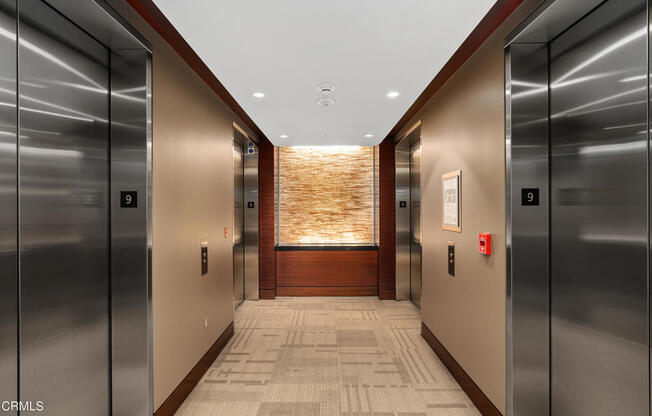 1 bed, 1 bath, 860 sqft, $3,000, Unit 914