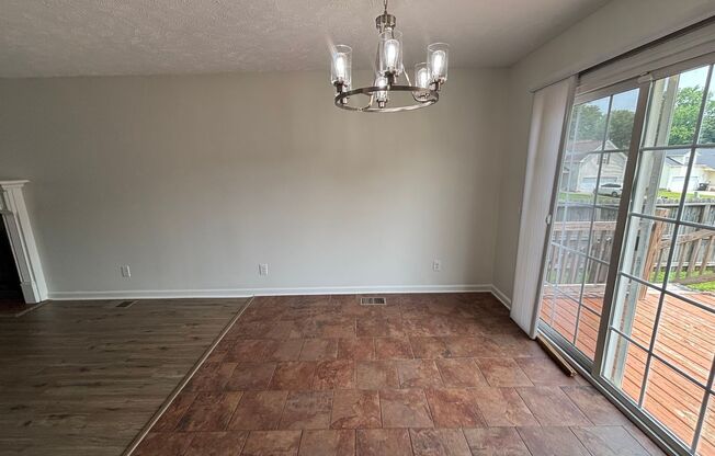 Spacious 4 Bed, 2.5 Bath Home for Rent!