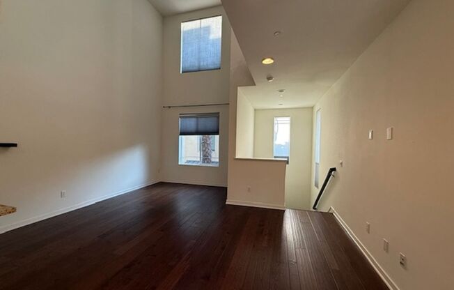 2 beds, 2.5 baths, $4,300