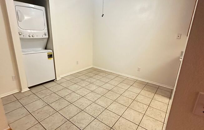 2 beds, 2 baths, $2,000