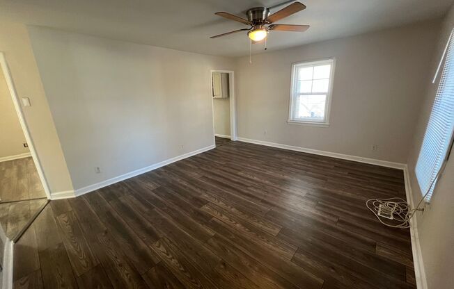 Charming 3-Bedroom Single Family Home – Modern Upgrades & Prime Location!