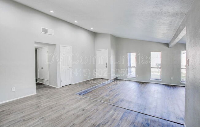 5806 EVENING SHADOWS LN