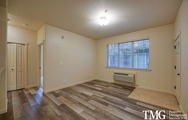 Beaverton Condo with Private Patio & Community Amenities