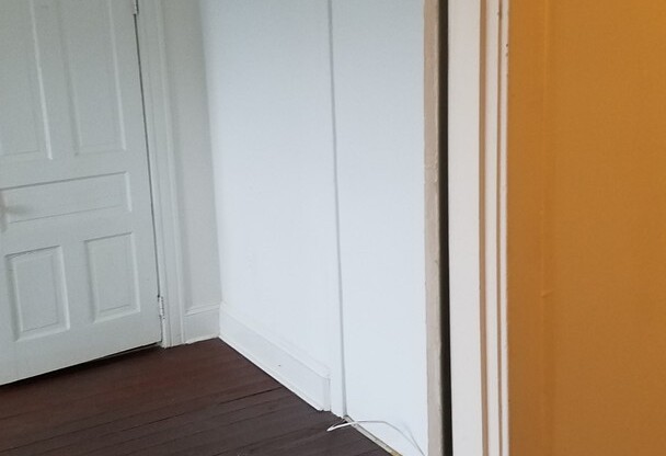 3 BR/ 1.5 BA Home in The Fan, Available NOW!
