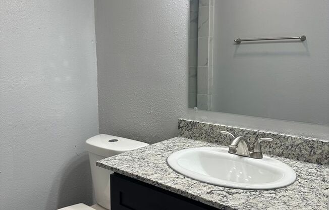 2 beds, 2.5 baths, 1,400 sqft, $1,089