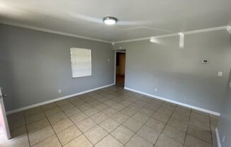 3 beds, 1 bath, $2,495