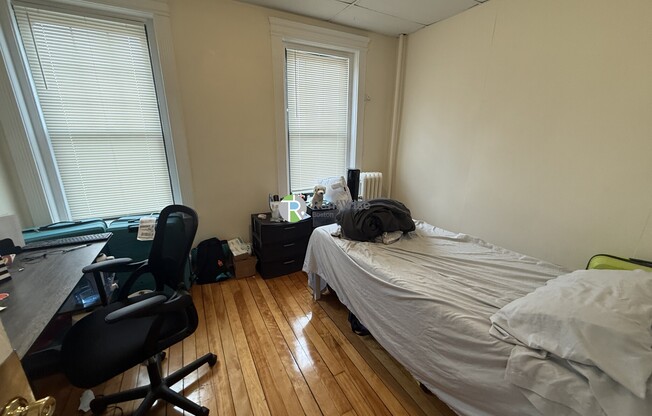 24 ROYCE RD