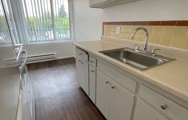 Iron Ridge Apartments