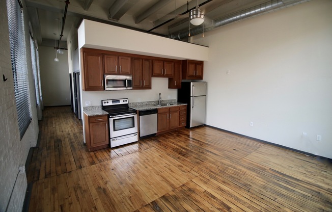 1 bed, 1 bath, 591 sqft, $1,395, Unit APT 222