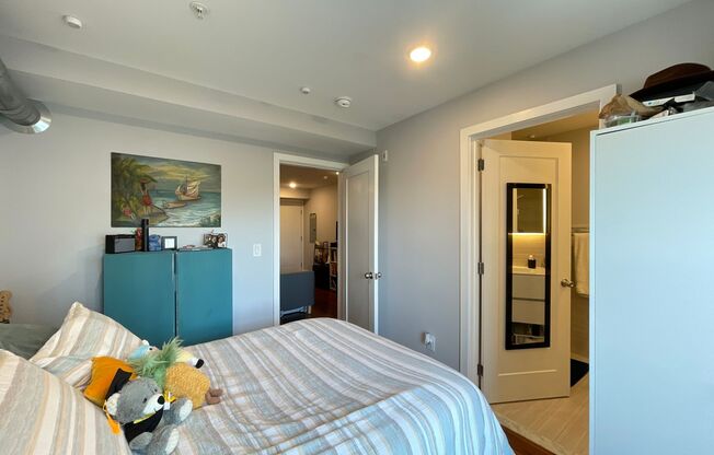 1 bed, 1 bath, $1,395, Unit Apt 27