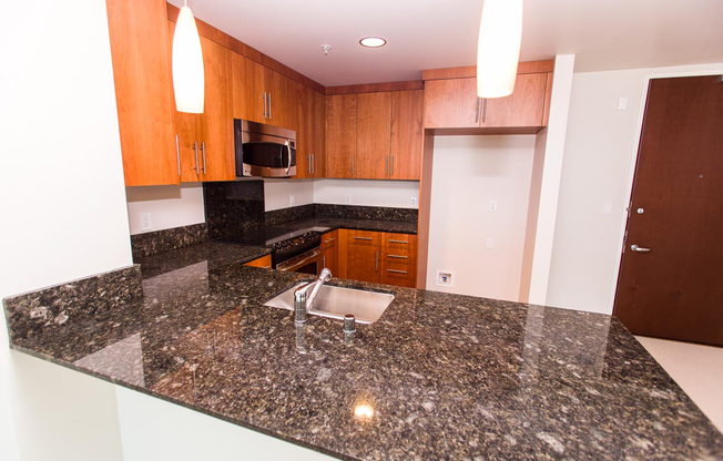 Beautiful 1 Bedroom condo at Axis – Exclusive High Rise Living Downtown!