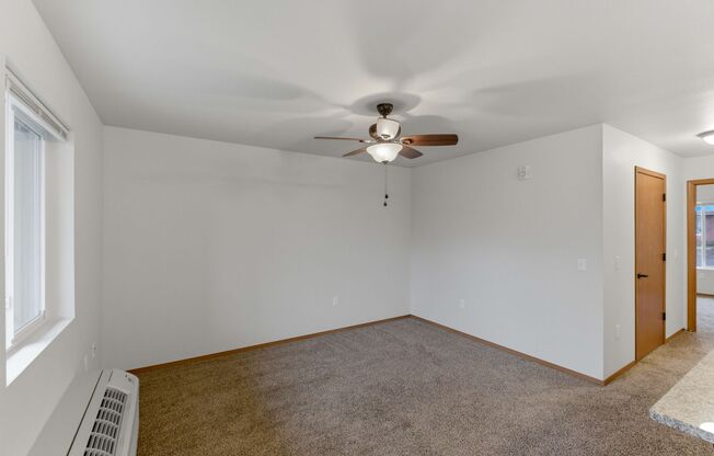 1 bed, 1 bath, 725 sqft, $1,495, Unit 1925-114