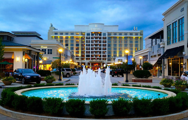 Premium Shops and Dining Nearby