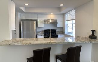 1943 Selby Ave Apt 104