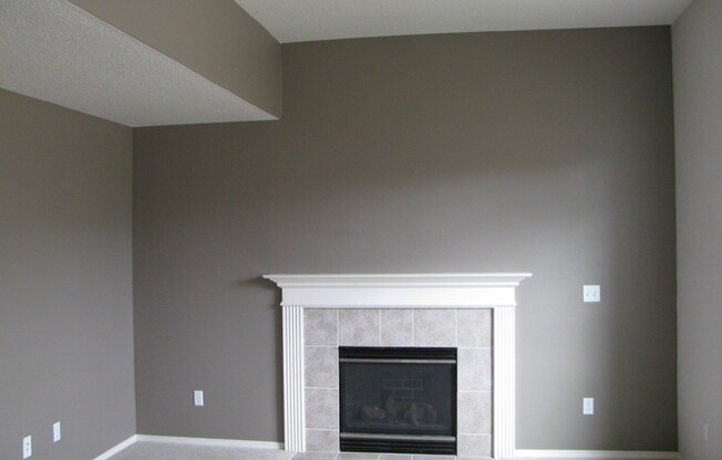 16525 NW Talkingstick Way ~ MOVE-In Special $500 Off 1st Month's Rent!! Magnificent Home with Many Great Features