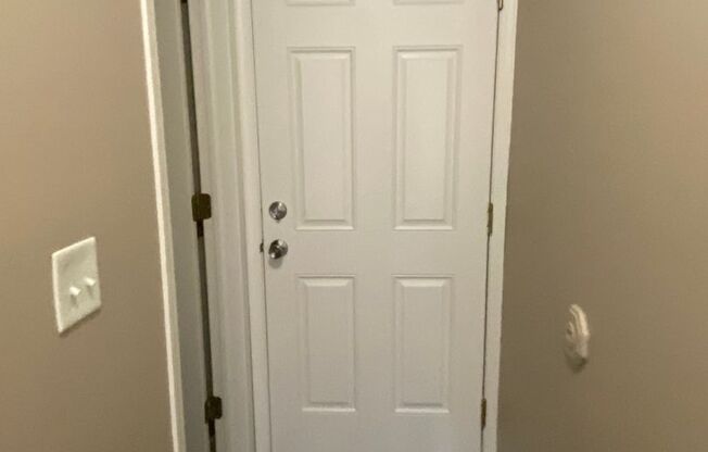 1 bed, 1 bath, 673 sqft, $1,009, Unit 12753S