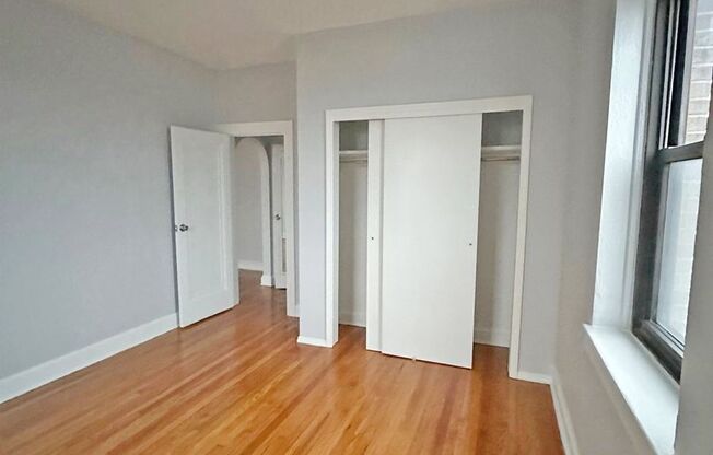 1 bed, 1 bath, $1,950, Unit A13