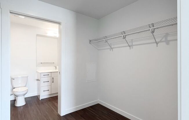 2 beds, 2 baths, 964 sqft, $3,740, Unit 320