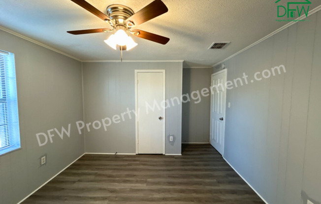 2 beds, 1 bath, $1,025