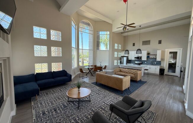 2 beds, 1 bath, $1,395, Unit # 2029