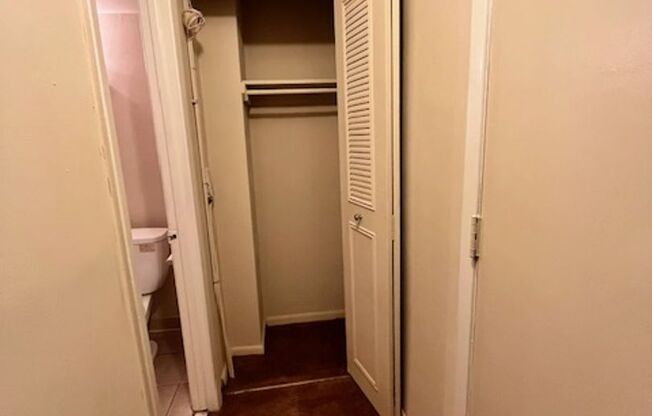 Studio, 1 bath, 325 sqft, $925, Unit A106