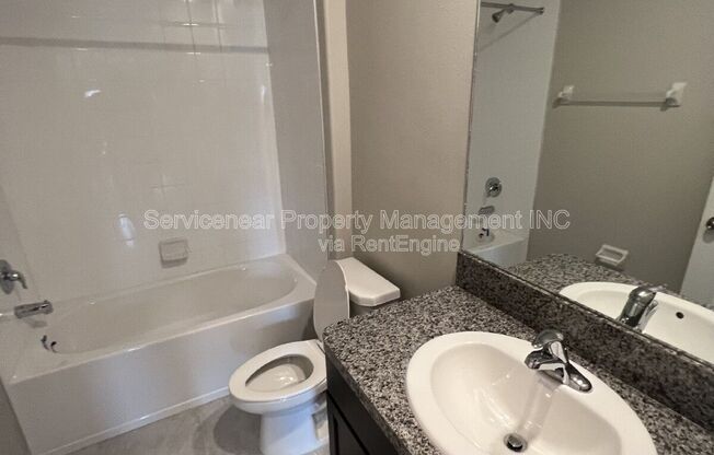 6 beds, 3 baths, 2,580 sqft, $2,545