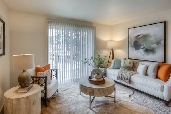 1 bed, 1 bath, 619 sqft, $1,445