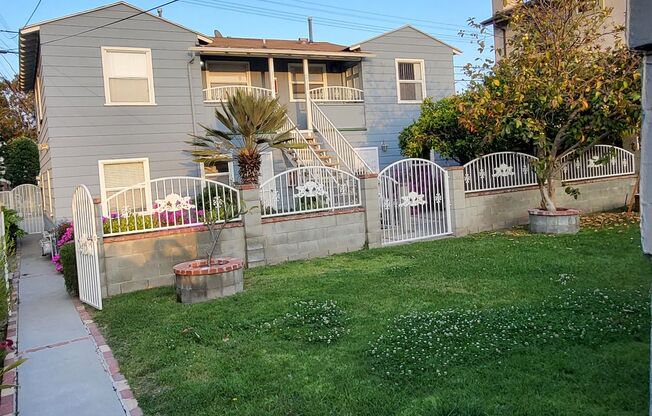 2100 Cabrillo Ave.