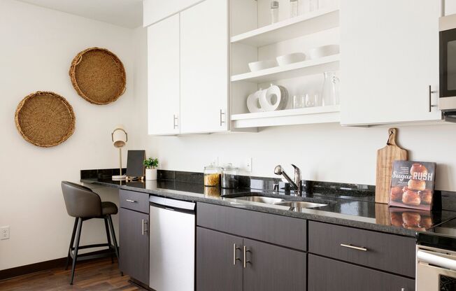 Studio, 1 bath, 407 sqft, $1,145, Unit 408