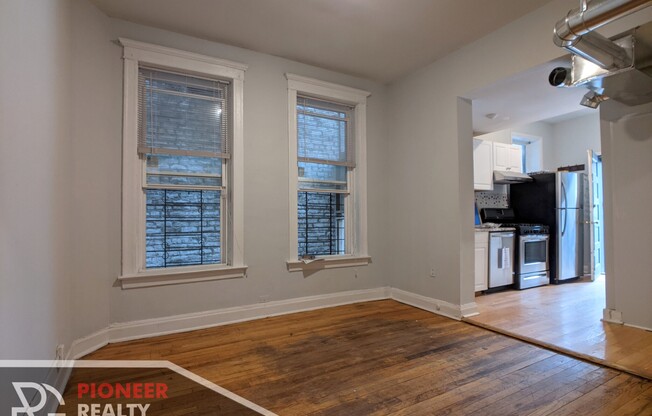 3544 N Halsted St 2R