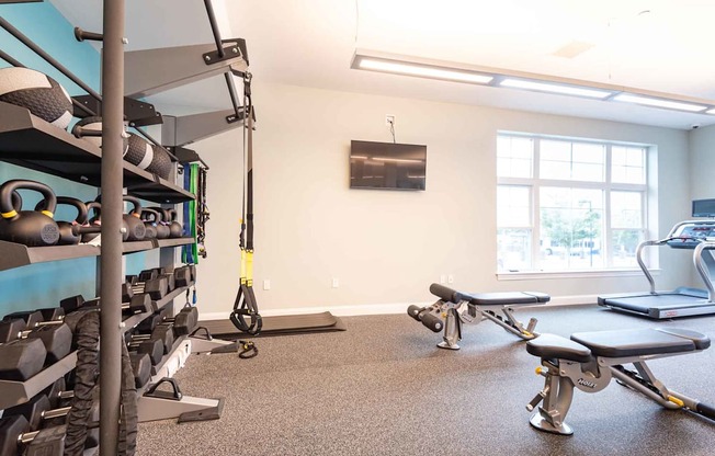 Free weights in One Wall St