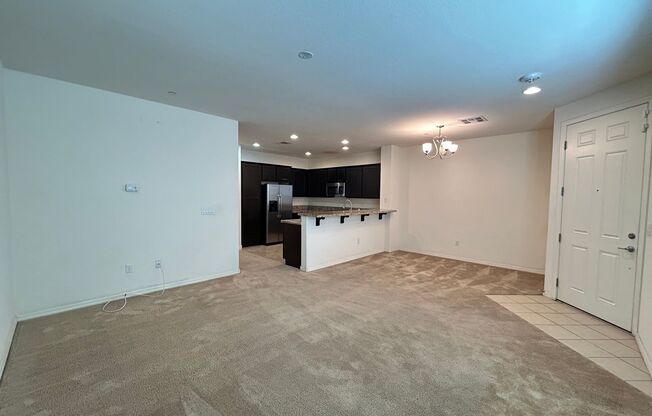 Desirable Summerlin Townhouse 3 Bedrooms 2.5 Bathrooms!
