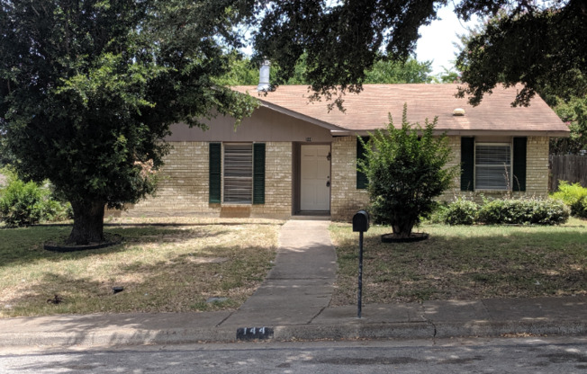 144 N CRESTWOOD BLVD