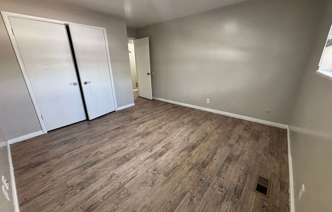 2 beds, 1 bath, 940 sqft, $1,145, Unit Unit 17