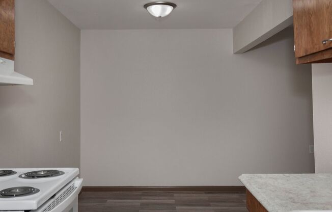 1 bed, 1 bath, 650 sqft, $725, Unit 3535 N Main Street Apt A-2