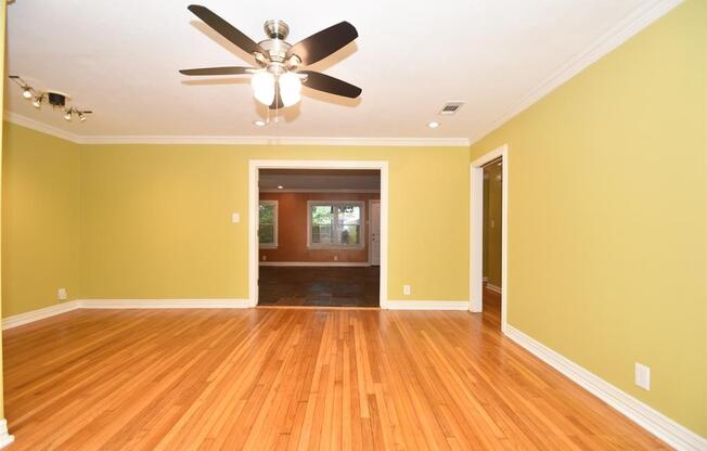 5535 BERRY CRK DR